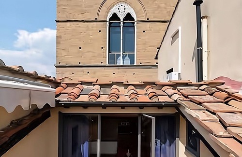 San Giovanni Apartment | Delightful little terrace on Palazzo Vecchio