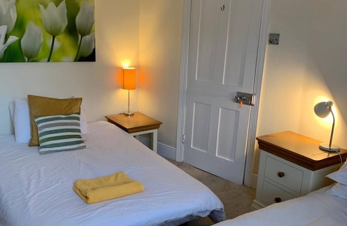 Brighton Bed & Breakfast | Delightful luxury bath and breakfast 3