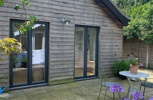 Aldborough House | Delightful Norfolk countryside barn with free parking & WiFi, dog friendly too