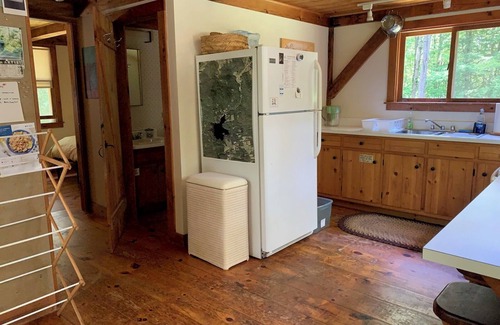 Alstead Cabin | Delightful rustic cabin with WiFi in Alstead