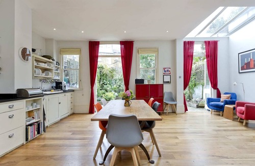 Addison House | Delightful, Spacious 5 Bed Home, Hammersmith