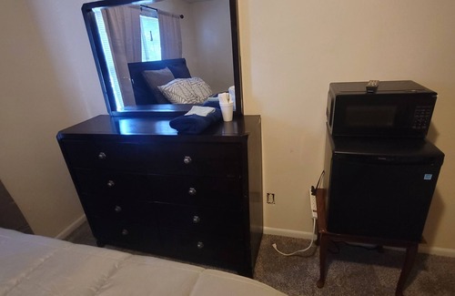 Austell House | Delightful townhome with AC in charming Austell
