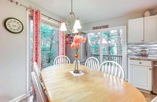 Cadiz House | 'Delma's Haven' in Cadiz w/Deck & Lake Access!