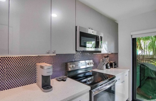 Delray Beach House | Delray Beach Getaway | Minutes to Beach & More!