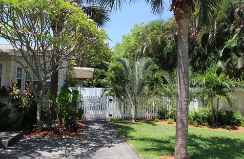 La Hacienda House | DELRAY BEACH Private Pool, Close To Sea