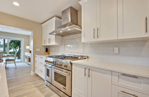 Tropic Isle House | Delray Beach - Waterfront Style - Close to Beach, Shopping, Dining, Atlantic Ave