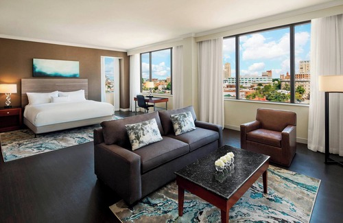 City Center Hotel | Delta Hotels by Marriott Richmond Downtown