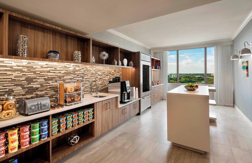 City Center Hotel | Delta Hotels by Marriott Richmond Downtown