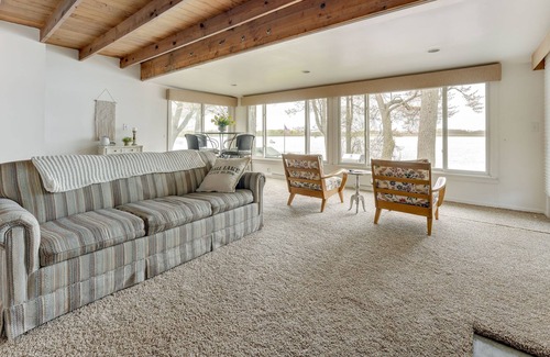 Delton House | Delton Vacation Rental w/ On-Site Lake Access!
