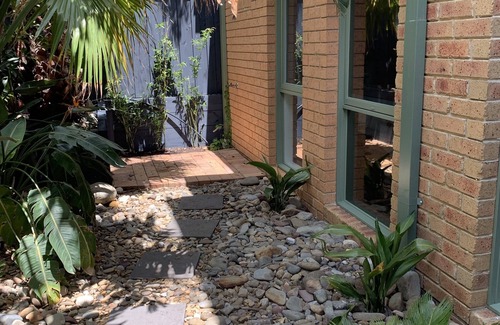 Seaford House | Delux tropicalnoasis - Opposite the beach
