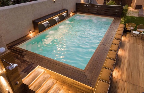 Kalsa Apartment | Deluxe 1 outdoor swimming pool in historical location