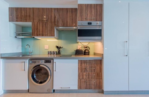 Umhlanga Apartment | Deluxe 2 Bedroom Apartment at Lagoon Drive Durban