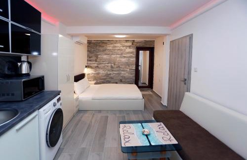 Burgas Center Apartment | Deluxe 2 Studios City Center