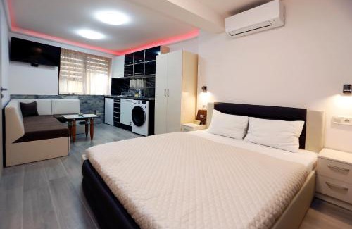 Burgas Center Apartment | Deluxe 2 Studios City Center