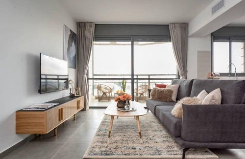 Jerusalem Condo | Deluxe 3 bedrooms flat in residential area