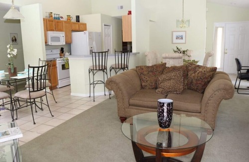 Westridge Villa | Deluxe 4 bed 2 bath pool home at The Manors, Westridge near Disney, Orlando