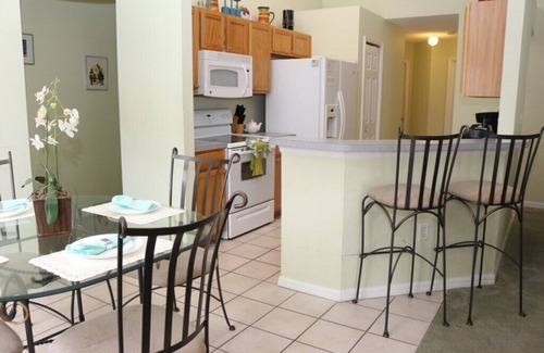 Westridge Villa | Deluxe 4 bed 2 bath pool home at The Manors, Westridge near Disney, Orlando