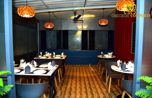 Bengaluru Hotel | Deluxe AC Room by Omicron Comforts-Manyata Tech Park