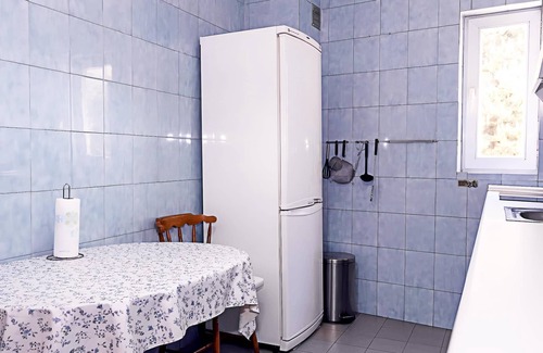 Pradollano Apartment | Deluxe Apartment in the Lower Area with Garage