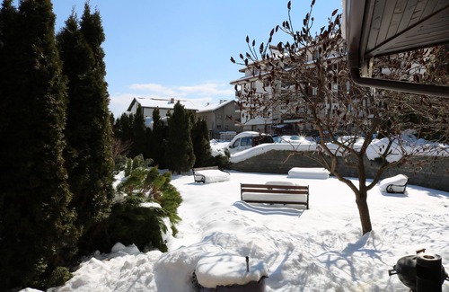 Old Town Apartment | DELUXE APARTMENT IN ' ALPINE LODGE' COMPLEX