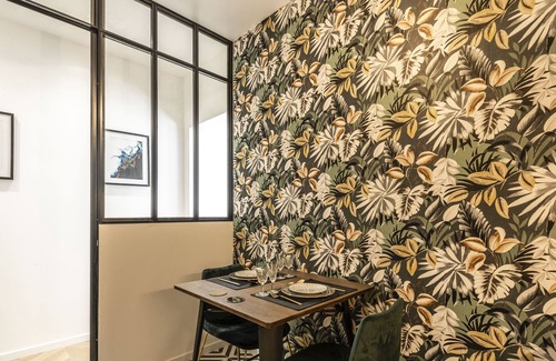 Hincmar Apartment | DELUXE APARTMENT NEAR CATHEDRAL