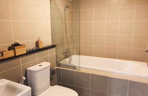 Tha Tum House | Deluxe apartment Pranchinburi