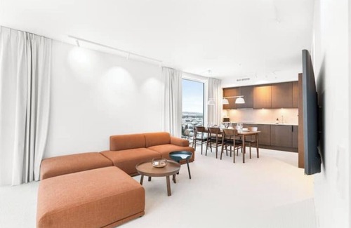 Lillestrom Apartment | Deluxe Apartment with Balcony