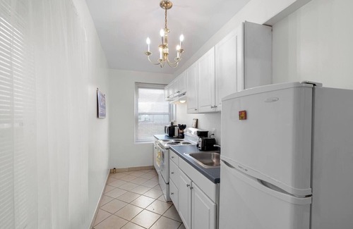 Washington Square West Apartment | Deluxe Apt in Center City