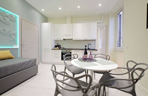 San Giovanni Apartment | Deluxe Cobalto Apartment - Domus Augustea San Giovanni Sunset Suites