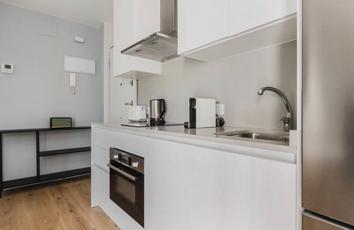 Cuatro Caminos Apartment | Deluxe Cuatro Caminos 2BR w/Elevator, walk to Sports, by Blueground