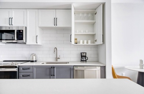 Downtown Fort Lauderdale Apartment | Deluxe Downtown Fort Lauderdale 1BR w/W/D, Pool & Gym, by Blueground