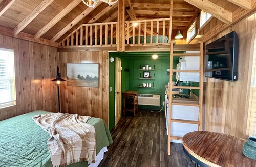 Bolivia RV Rental | Deluxe Loft Cabin - Upscale Cozy Loft Cabin