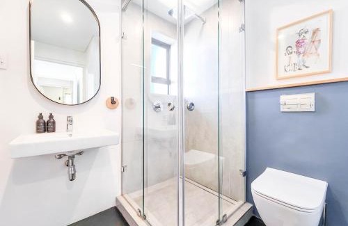 Schotsche Kloof Apartment | Deluxe Mountain View Apartment - 40onL