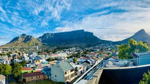 Schotsche Kloof Apartment | Deluxe Mountain View Apartment - 40onL