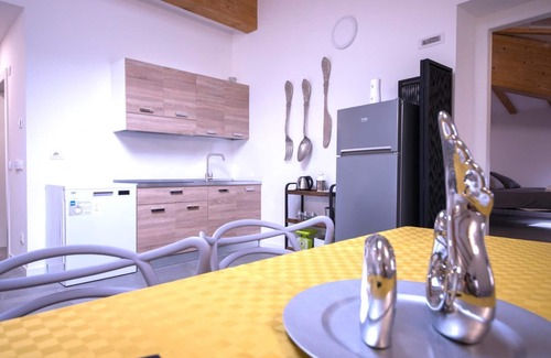 Riva del Garda Apartment | Deluxe One-Bedroom Apartment