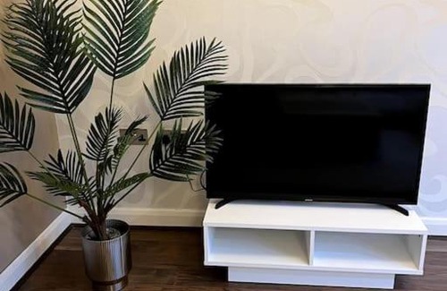 Thorpe Satchville Apartment | Deluxe Penthouse Apartment