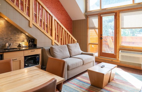 Banff Condo | Deluxe Rockies Suite | soak in Grotto Hot Pools!
