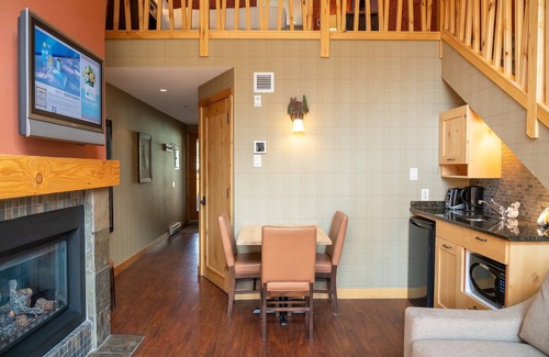 Banff Condo | Deluxe Rockies Suite | soak in Grotto Hot Pools!
