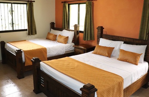 Las Guazaras Apartment | Deluxe Room - 2 Queen Beds with Air Conditioning