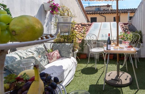 Quartiere di Porta Crucifera Apartment | Deluxe room Cartazucchero in the heart of Arezzo