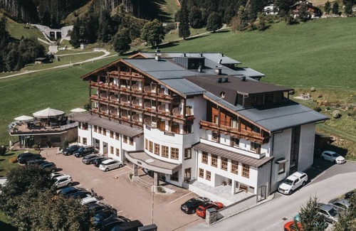 Zell am See House | Deluxe room incl. breakfast - VAYA Zell am See