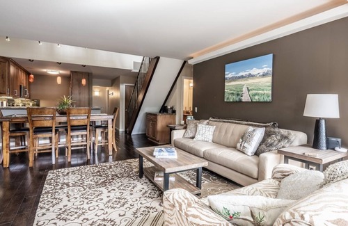 Mammoth Lakes Condo | DELUXE SLOPESIDE Condo with 4th FLOOR VIEWS, Elevator and Underground Parking at Canyon Lodge (1849 Condos 409) by RedAwning