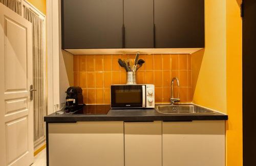 Melun Apartment | Deluxe SPA suite caramel sweetness