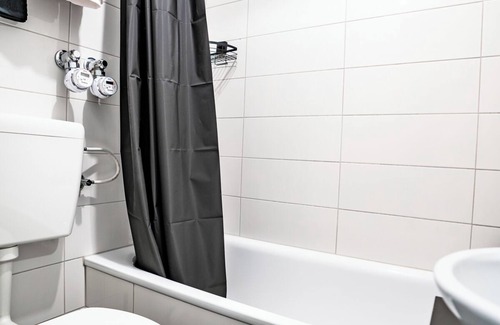 Wiesbaden Apartment | Deluxe Studio - central - 3 persons - modern