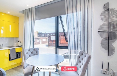 Sheffield Condo | Deluxe Studio Apartment in Sheffield – APT 8