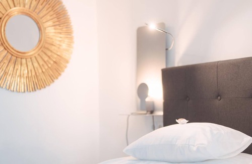 Krems an der Donau House | Deluxe Suite with air conditioning and private parking in the city centre and view