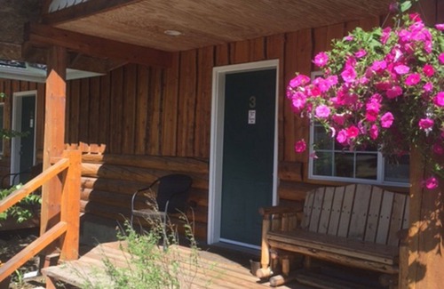 Talkeetna Apartment | Deluxe suite within walking distance of downtown Talkeetna