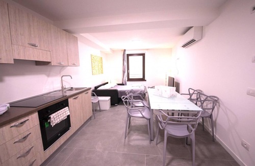 Riva del Garda Apartment | Deluxe Two-Bedroom Apartment