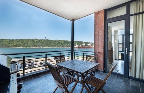 Durban Point Apartment | Deluxe Two-Bedroom Apartment with Harbor View