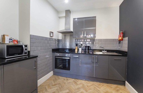 York Apartment | Deluxe Two Bedroom Apartment for 5 people in York